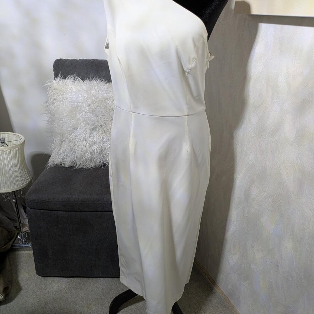 EVA MENDES DRESS, SIZE 8 CREAM